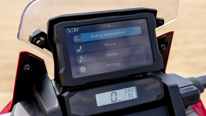 Honda Africa Twin, zoom no ecrã TFT Bluetooth