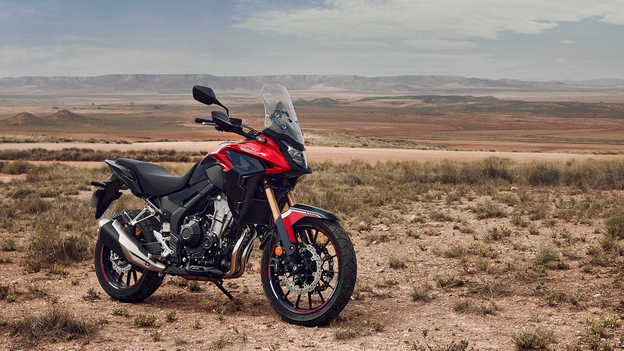 CB500X Estilo Aventura Compacto e Novas Cores