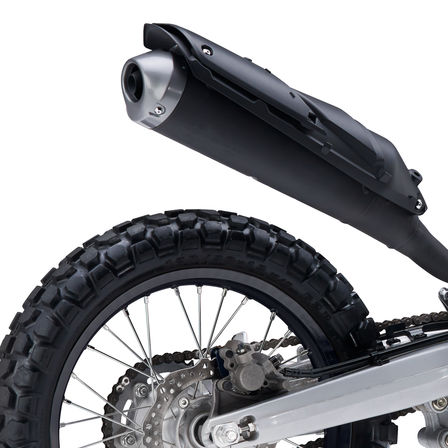 CRF250L zoom sobre o tubo de escape