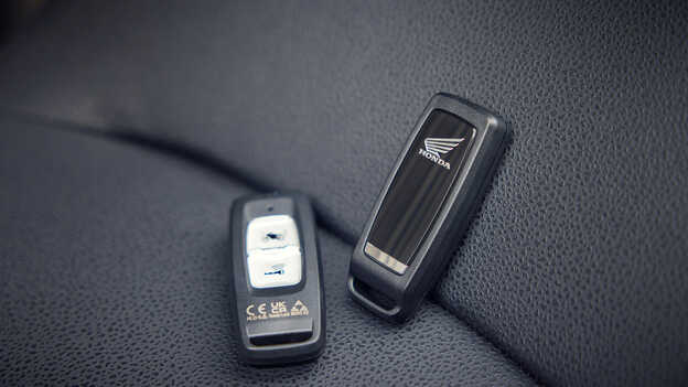 Detalhe da Smart Key da X-ADV