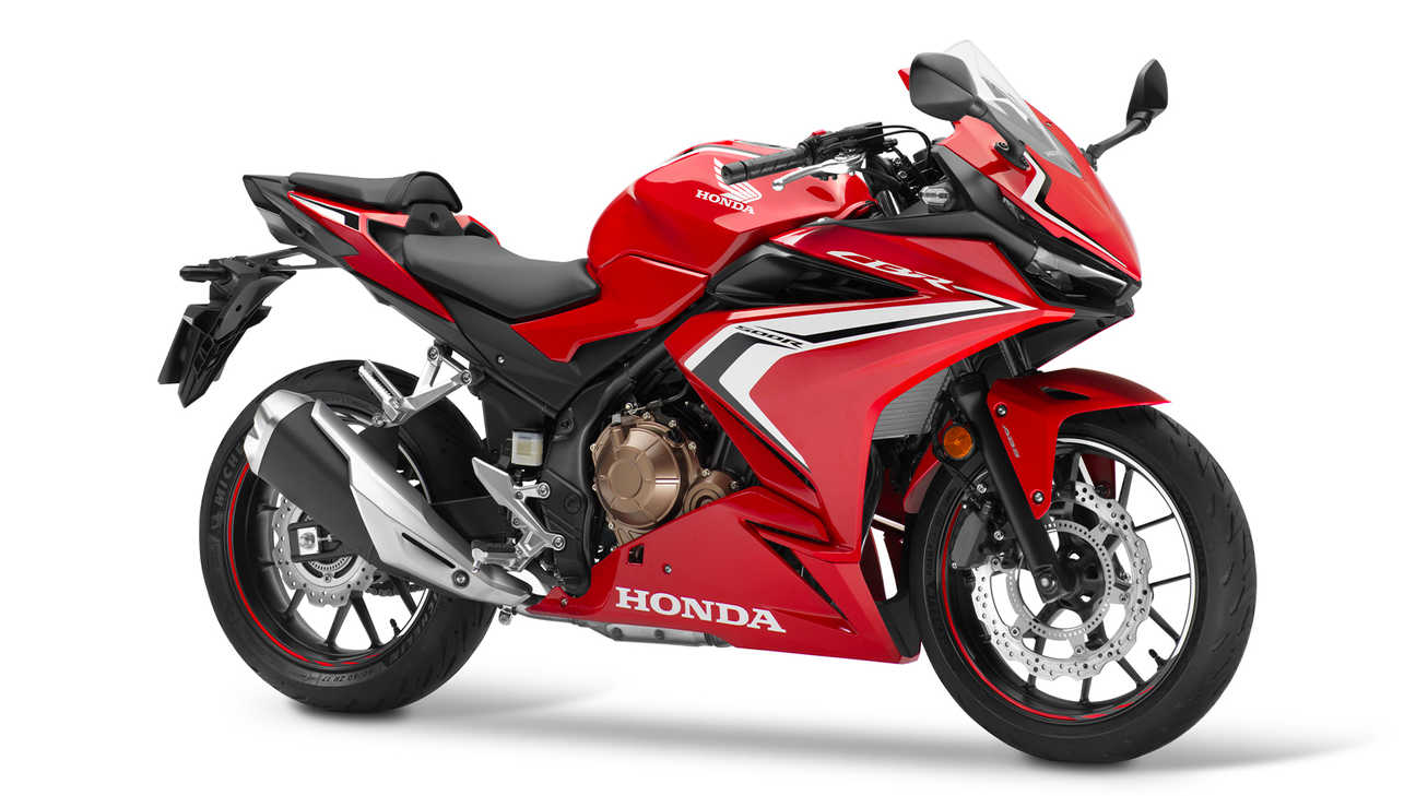 CBR500R, lado direito, fotografia de estúdio