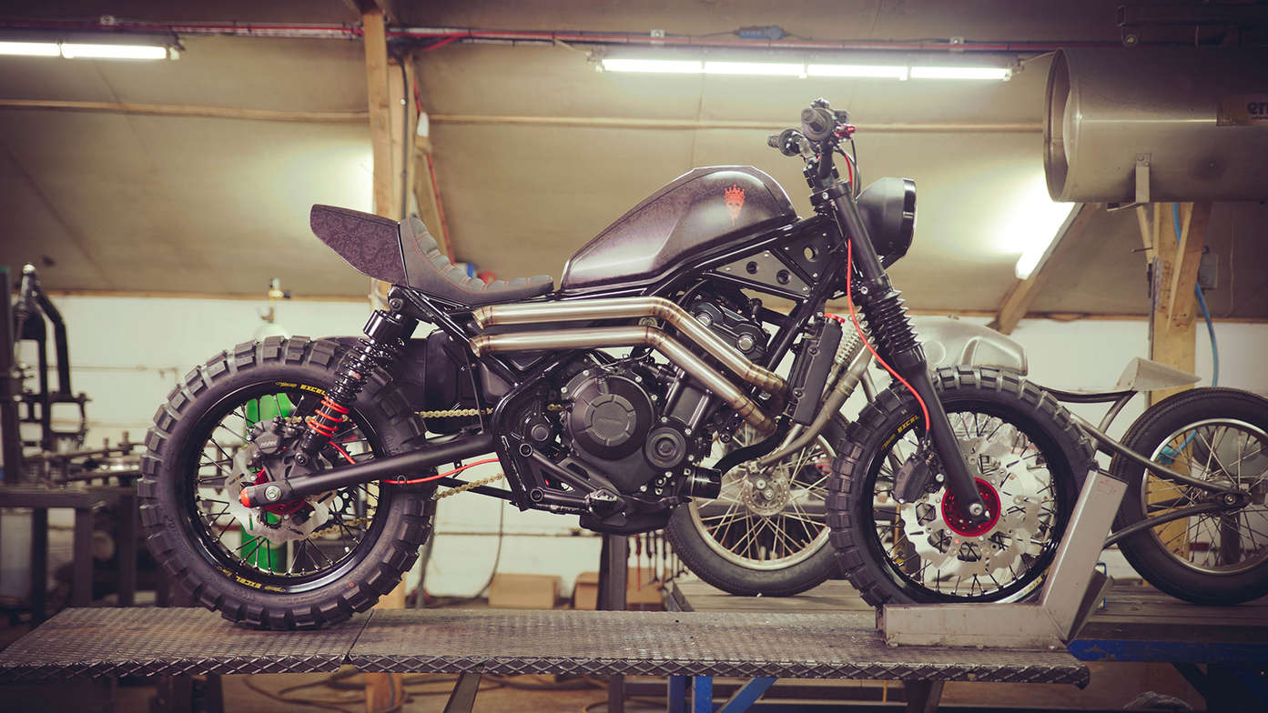 Honda CMX500 Rebel personalizada por Russ Brown e Dan Gold.