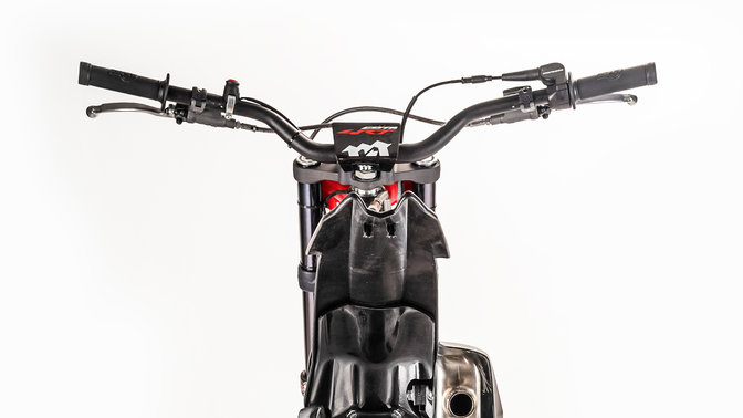 Primeiro plano traseiro do guiador da Honda Montesa Cota 4RT 260R.