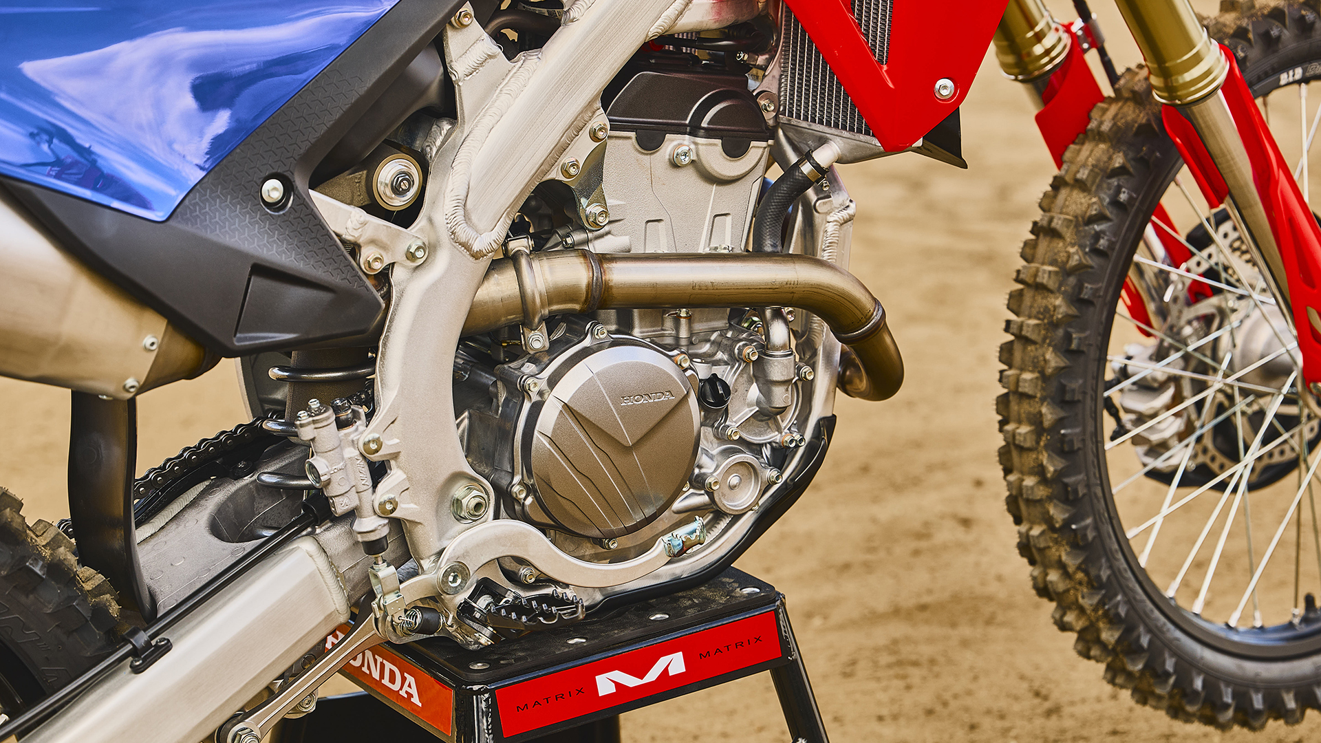 Amortecedor traseiro Showa e Pro-Link da CRF450R