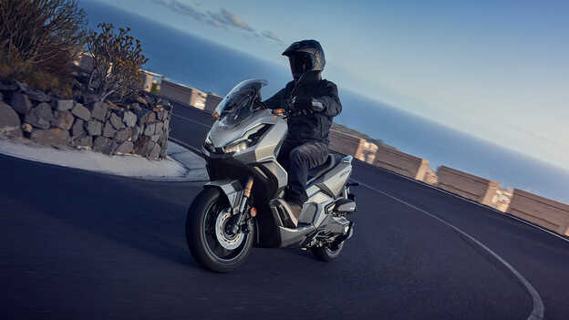 Honda ADV350 uma scooter SUV crossover