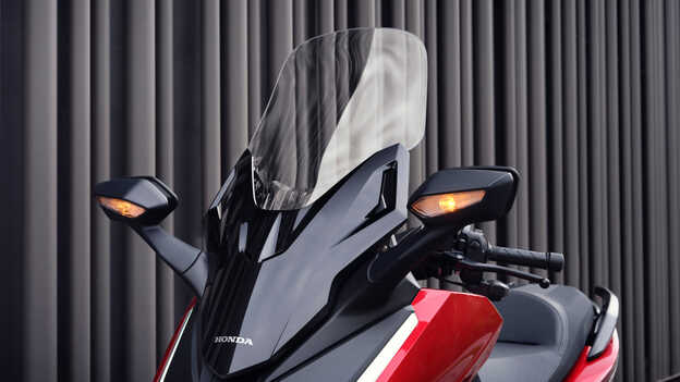 Para-brisas da Honda Forza 350