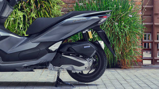 Motor eSP+ SOHC de quatro válvulas de 125 cc arrefecido a água