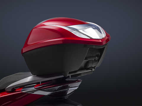 Honda SH125i, Top Box