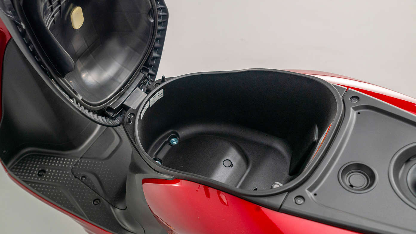 Honda Vision 110, Elegante atualização do estilo com mais espaço de armazenamento
