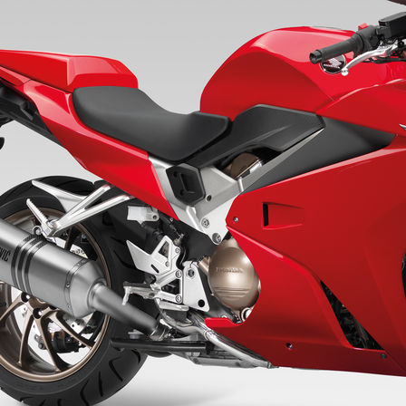 Integra, Scooter, Acessório, Perspetiva dianteira a 3/4, Mala traseira, Moto