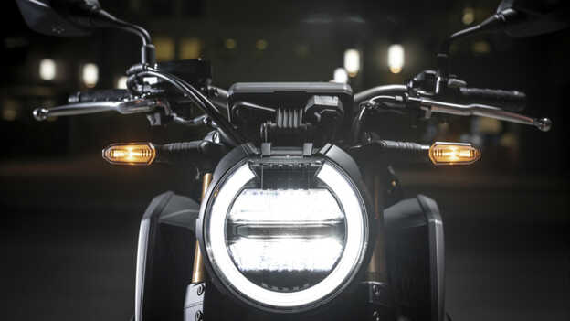 sistema de iluminação da CB650R.