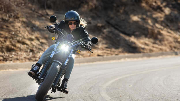 Foto do condutor da CMX500 Rebel.