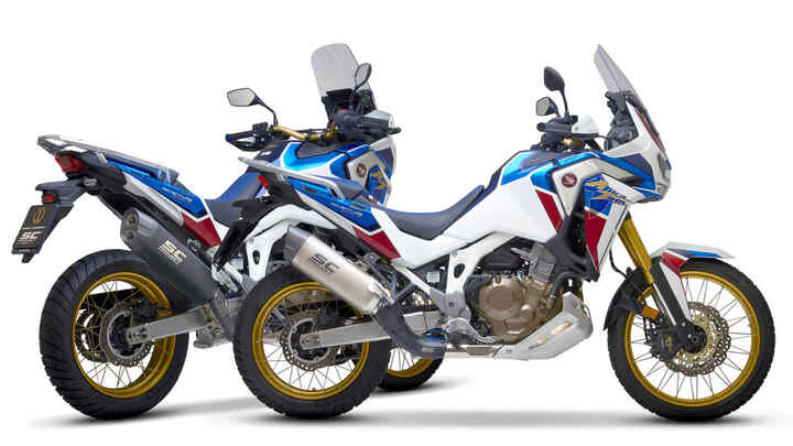 Africa Twin AS con silenciador 