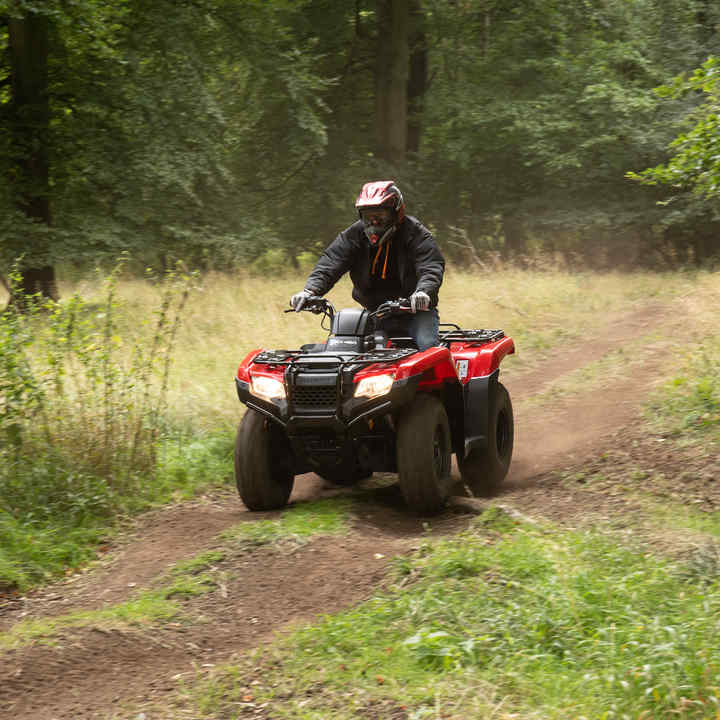 Kawasaki Moto 4, Motas e UTV Novas em Portugal - preços e características -  Andar de Moto